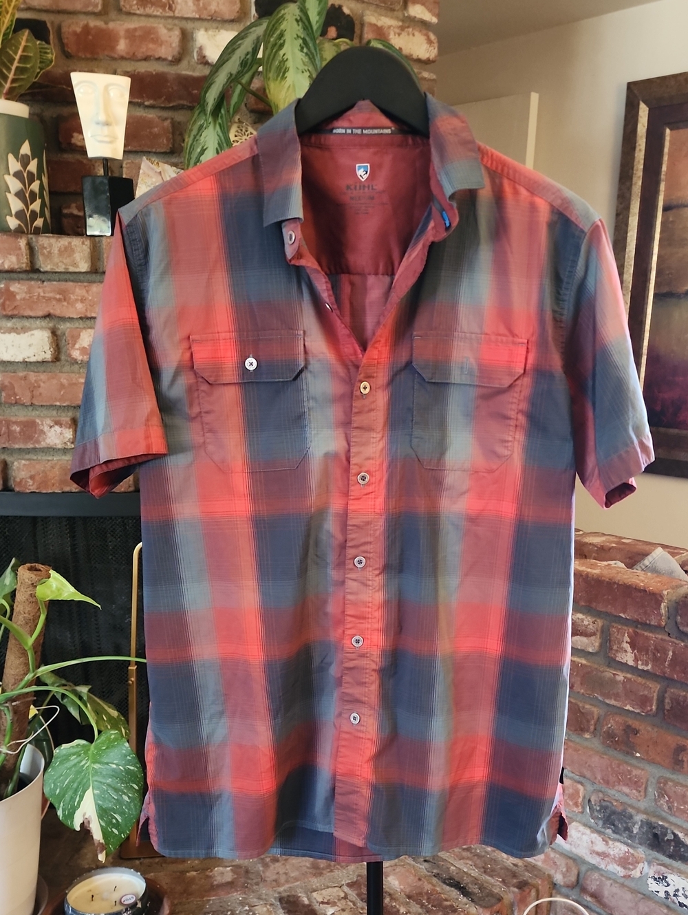 KÜHL Men’s Red Blue Plaid Short Sleeve Outdoor Button-Down Shirt